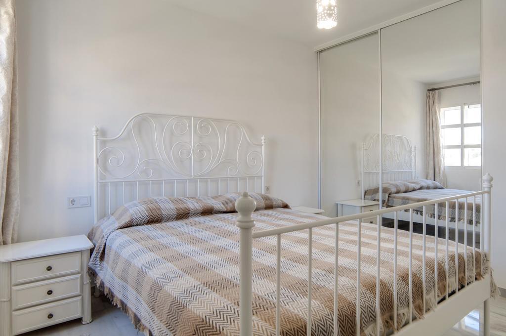 פואנגירולה Marina Del Sol Apartment By Rafleys מראה חיצוני תמונה